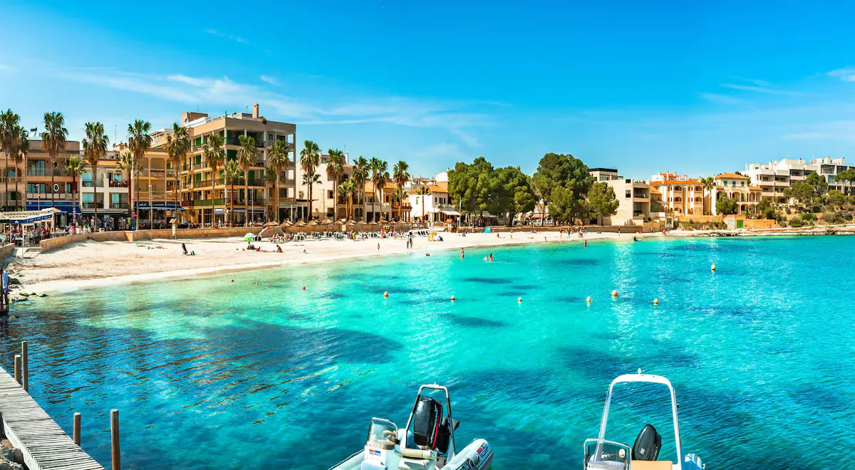 Puerto de Colonia de Sant Jordi y playa Es Trenc