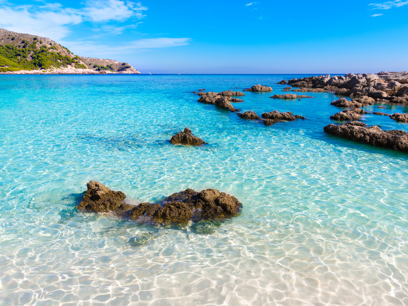 transfer-airport-mallorca-service-transfers-transport-safe-reliable-transfer-from-to-airport-private-transfer-affordable-beaches-excursions-vacations-hotels-accommodation-mallorca